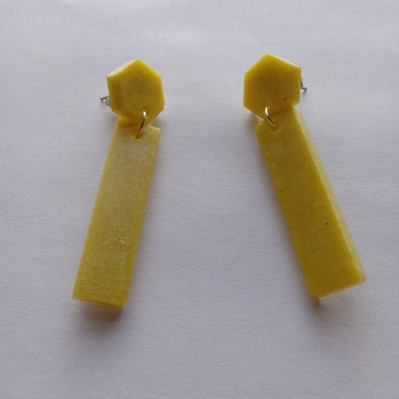 Hand Crafted Jewelry - Yellow resin earrings